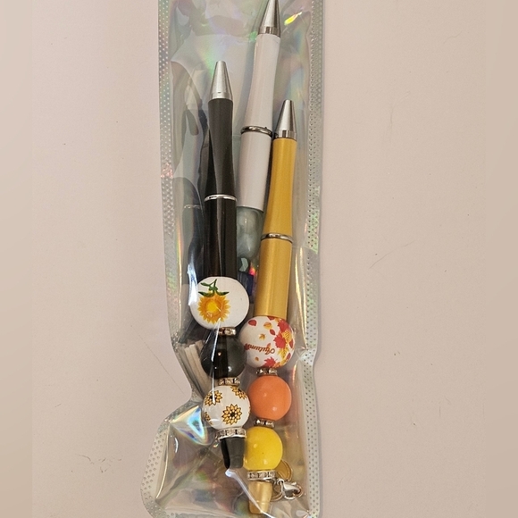 Hand Crafted Holiday Pens Beaded Set of 3 Fall Floral Sunflower Halloween Black - Picture 17 of 17